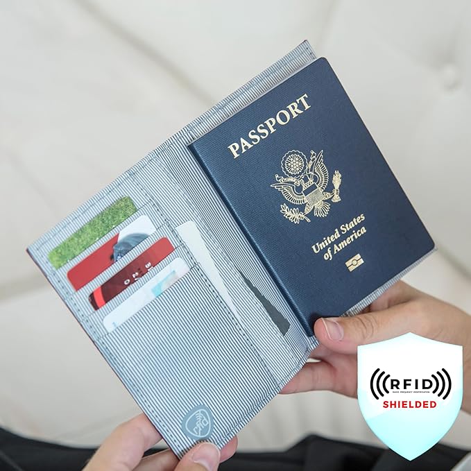 Travelon RFID Blocking Bifold Passport Holder