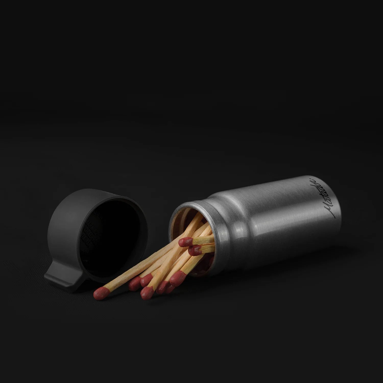 0004_Matador_SmallCanister_Detail_Matches_JPG_1500x