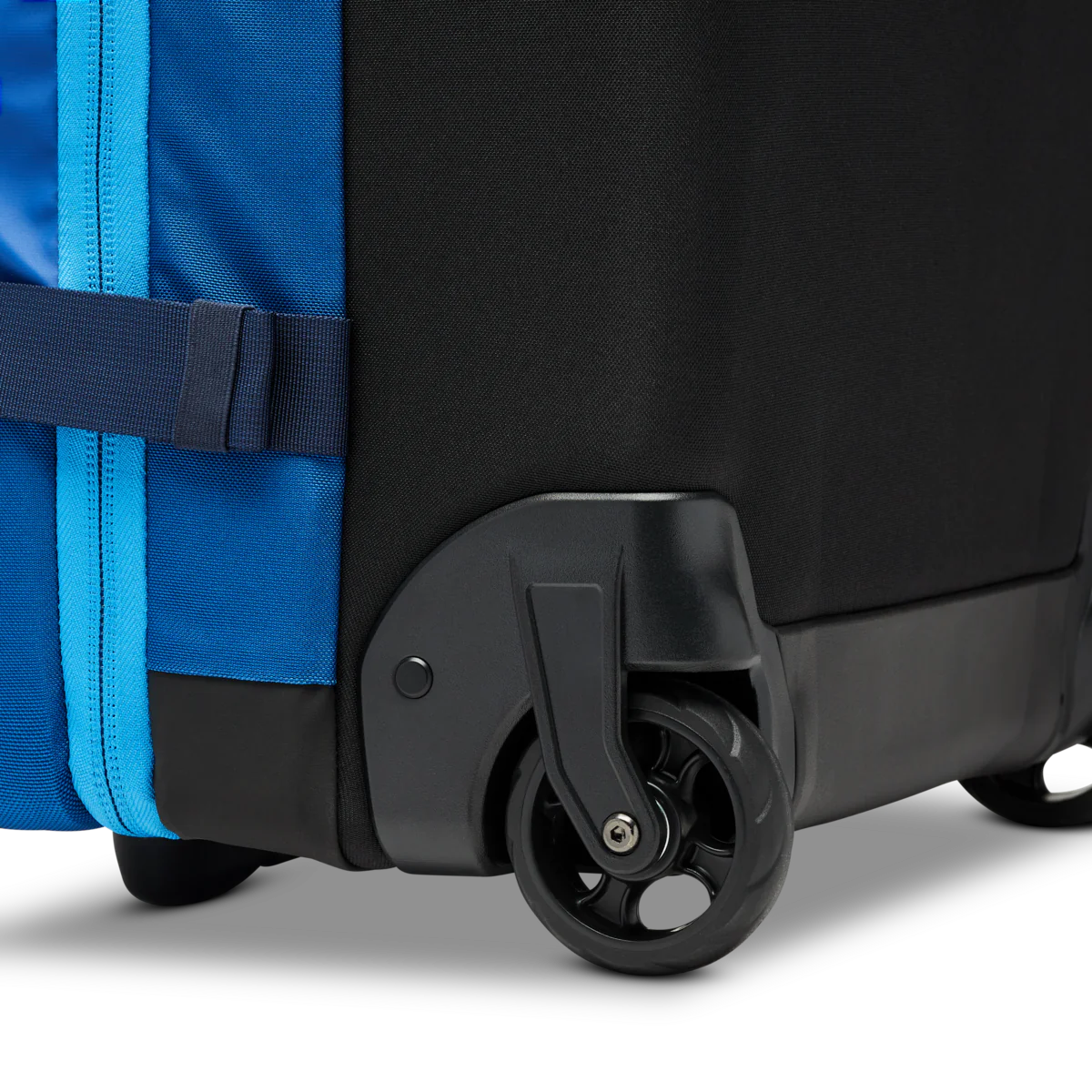cotopaxi allpa 65l roller bag Cotopaxi Allpa 65L 27" Roller Bag Pacific – Irv's Luggage