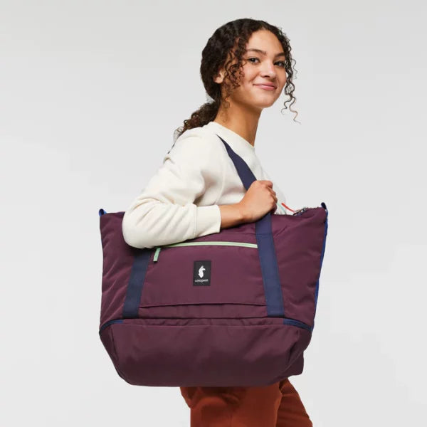 Cotopaxi Viaje 35L Drop Bottom Weekender - Wine
