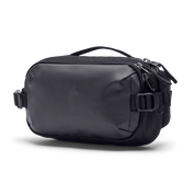 Cotopaxi Allpa X 1.5L Hip Pack - Cotopaxi Black side view of front of the bag