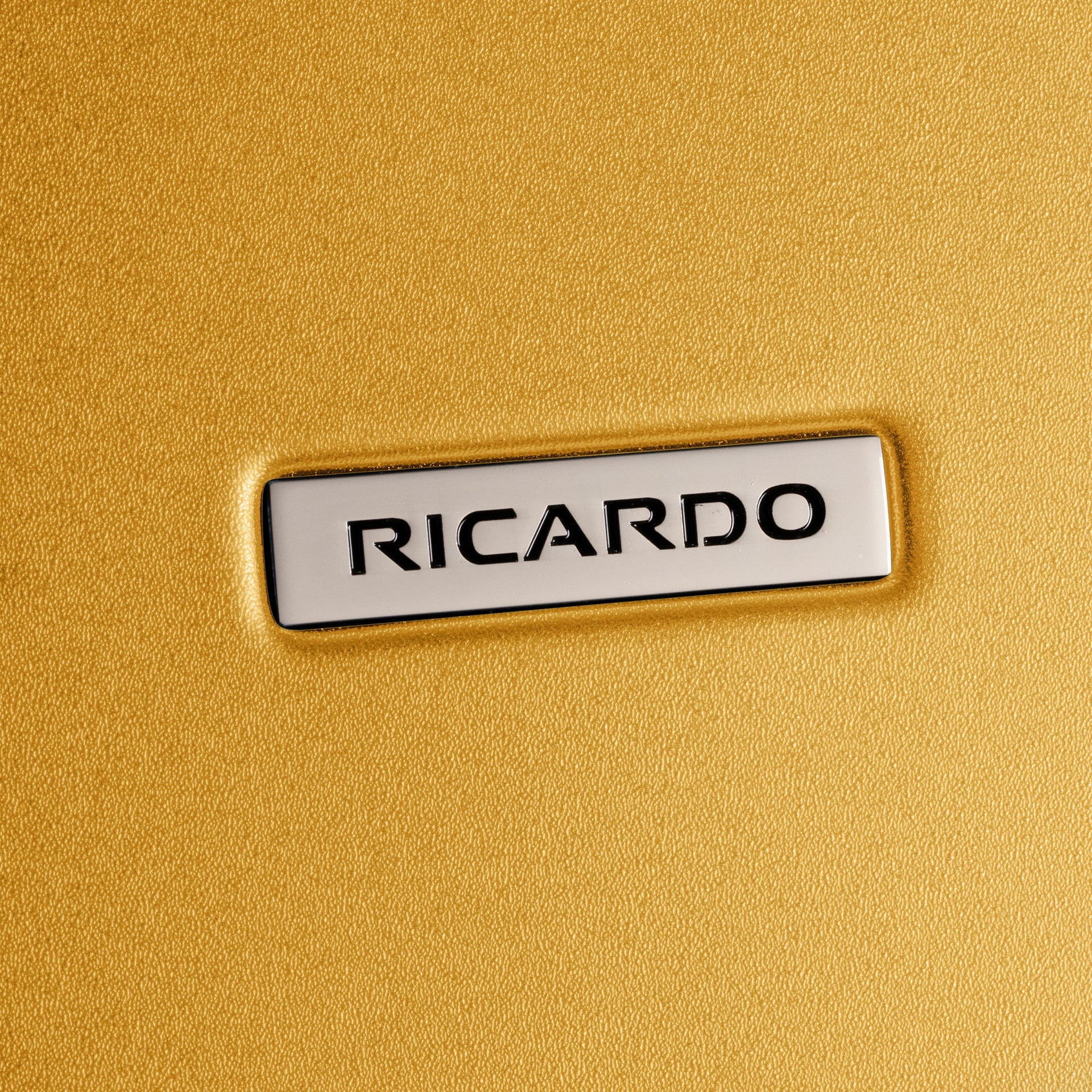 Ricardo Beverly Hills Cambria Hardside Medium Check-In Expandable Spinner -Mango Tango