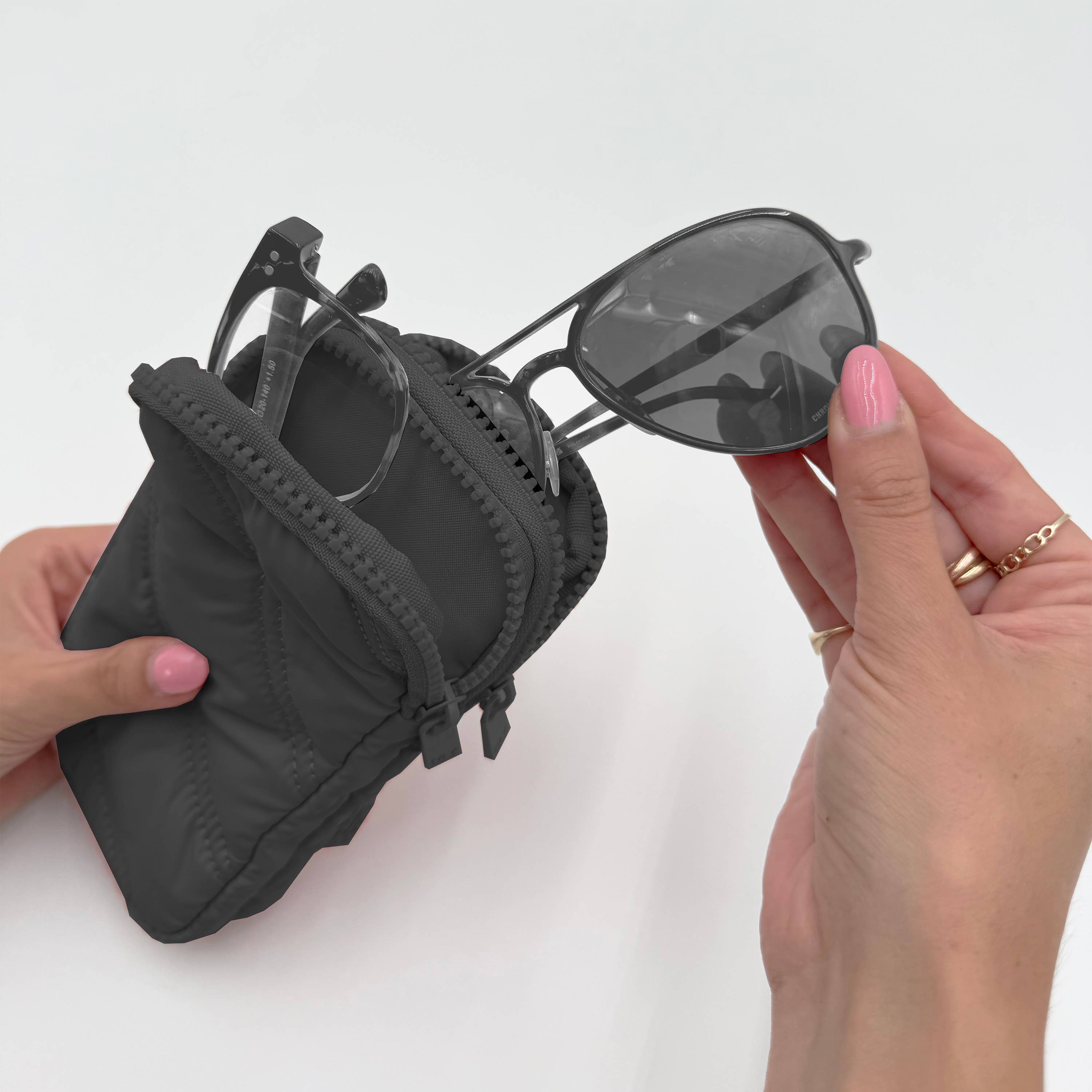 MYTAGALONGS Puffer Double Eyeglass Case w/Caribiner - Black