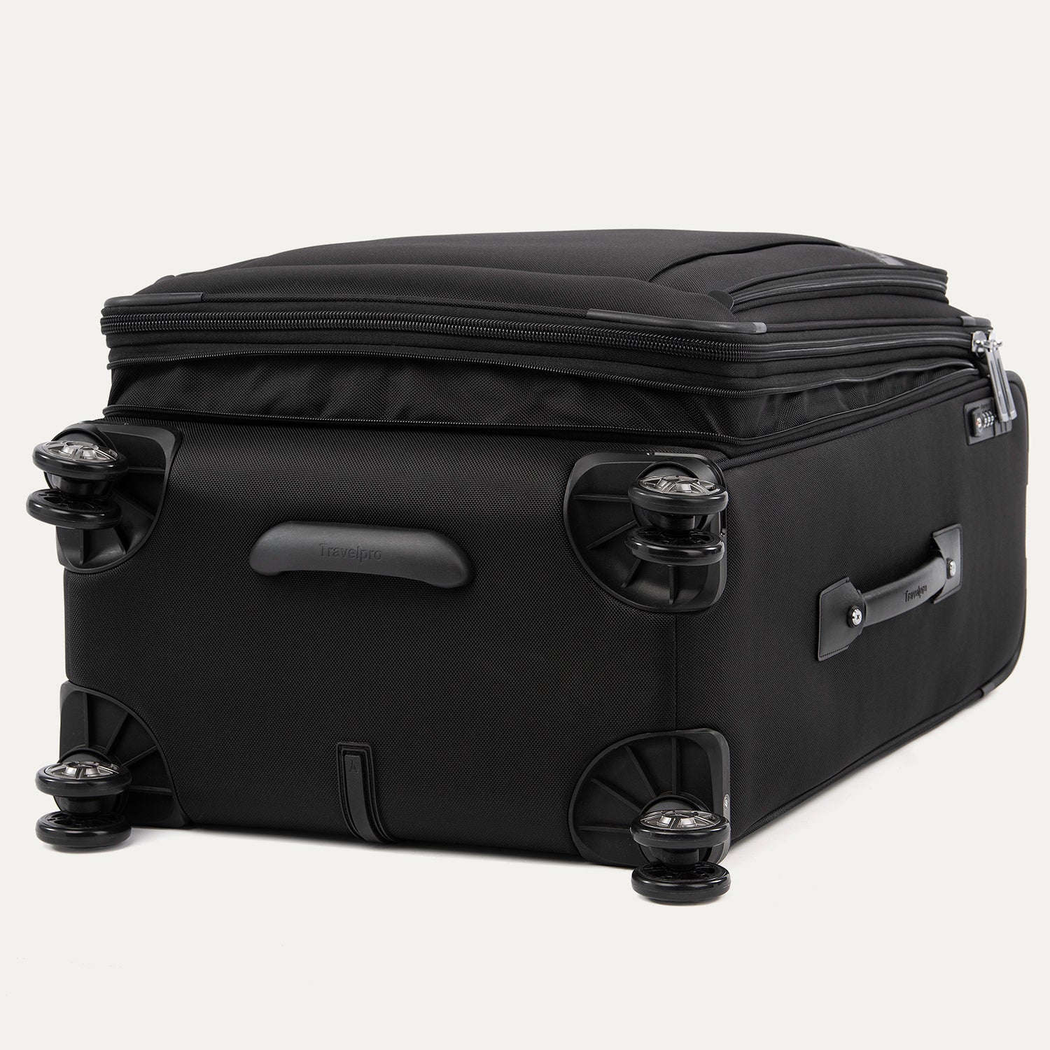 Travelpro Platinum Elite Carry-On / Medium / Large Set