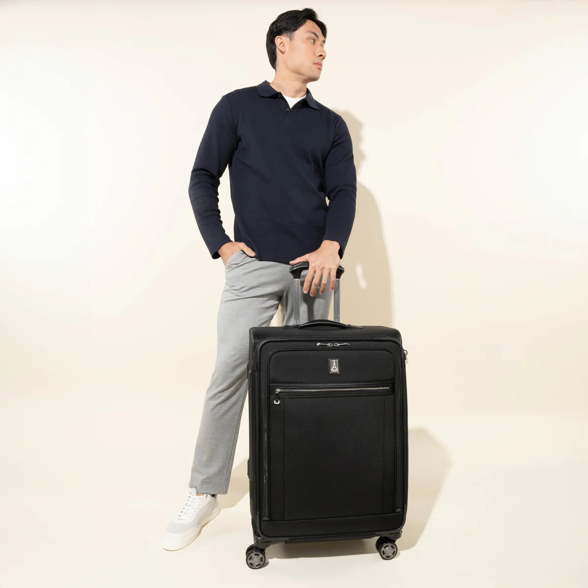 Travelpro Platinum Elite 25" Expandable Spinner / UnderSeat Tote Set