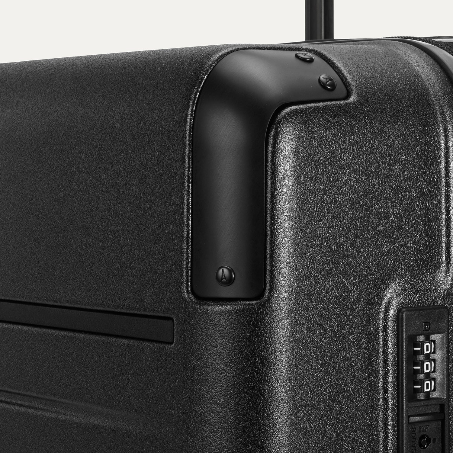 Travelpro Platinum Elite V2 Hardside Medium Check-In Expandable Spinner - Black