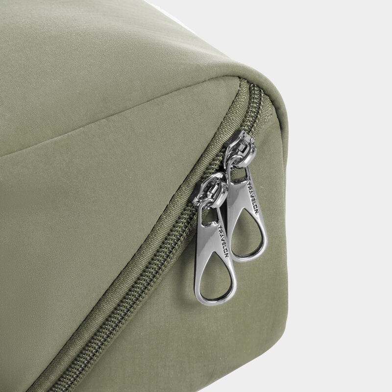 Travelon 180˚ Travel Toiletry Case - Moss