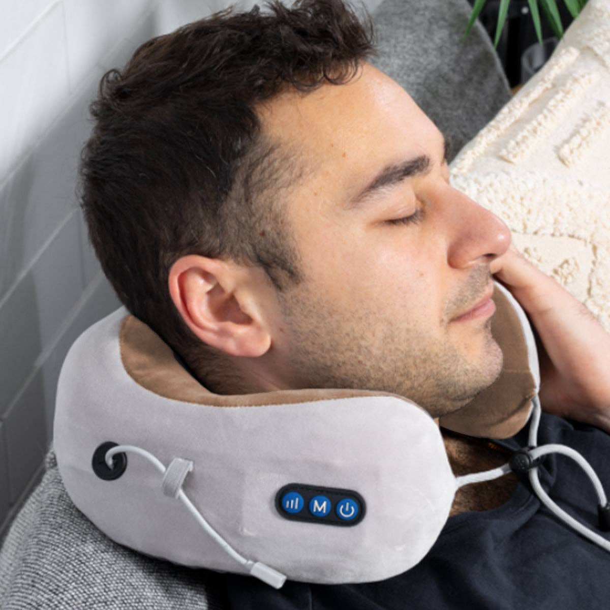 Zummy Rechargeable Neck Pillow Massager - Black