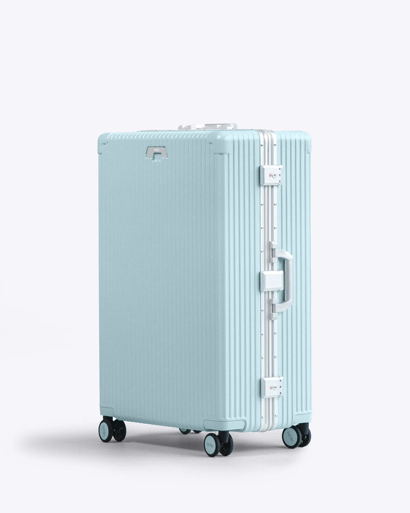 NOBL Travel Check In All-in One 28" - Powder Blue