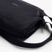 Bellroy Lite Sling Mini - Black
