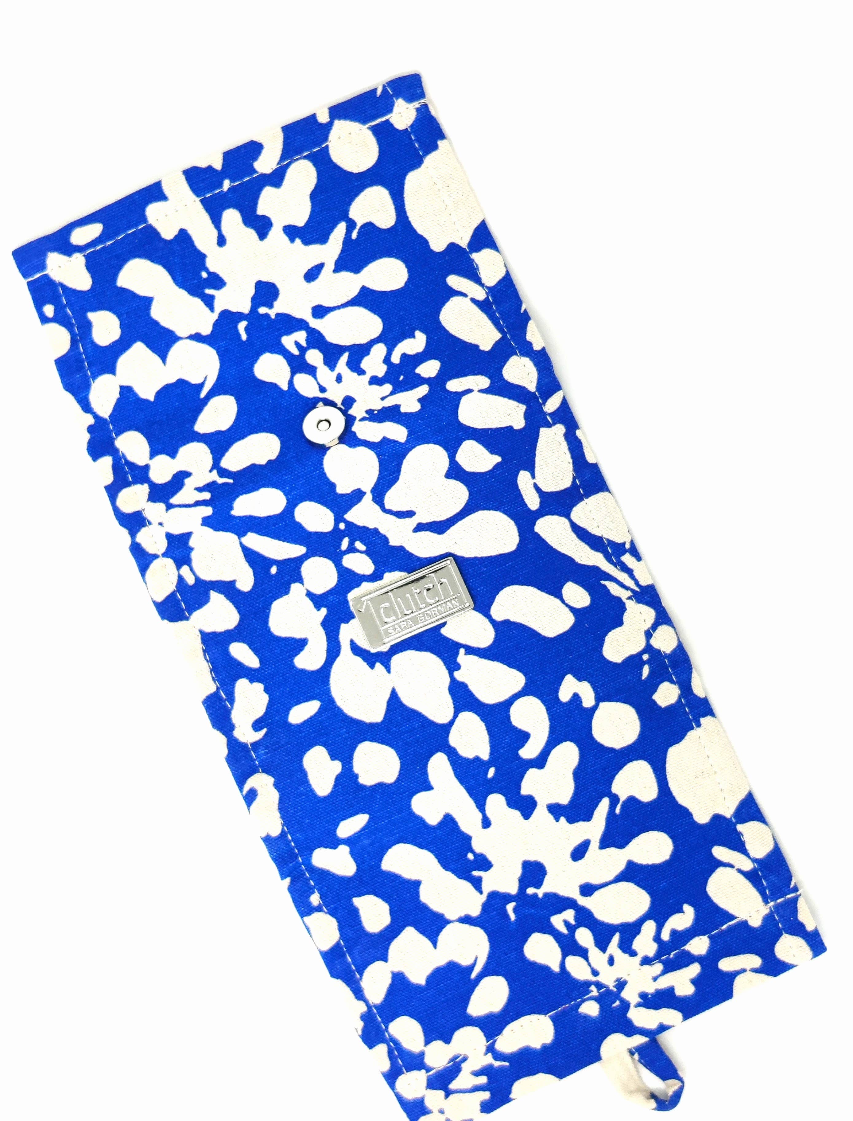 Clutch By Sara Gorman The Original Pillfold™ Weekly Pill Organizer: Oxford Cobalt Blue & Cream