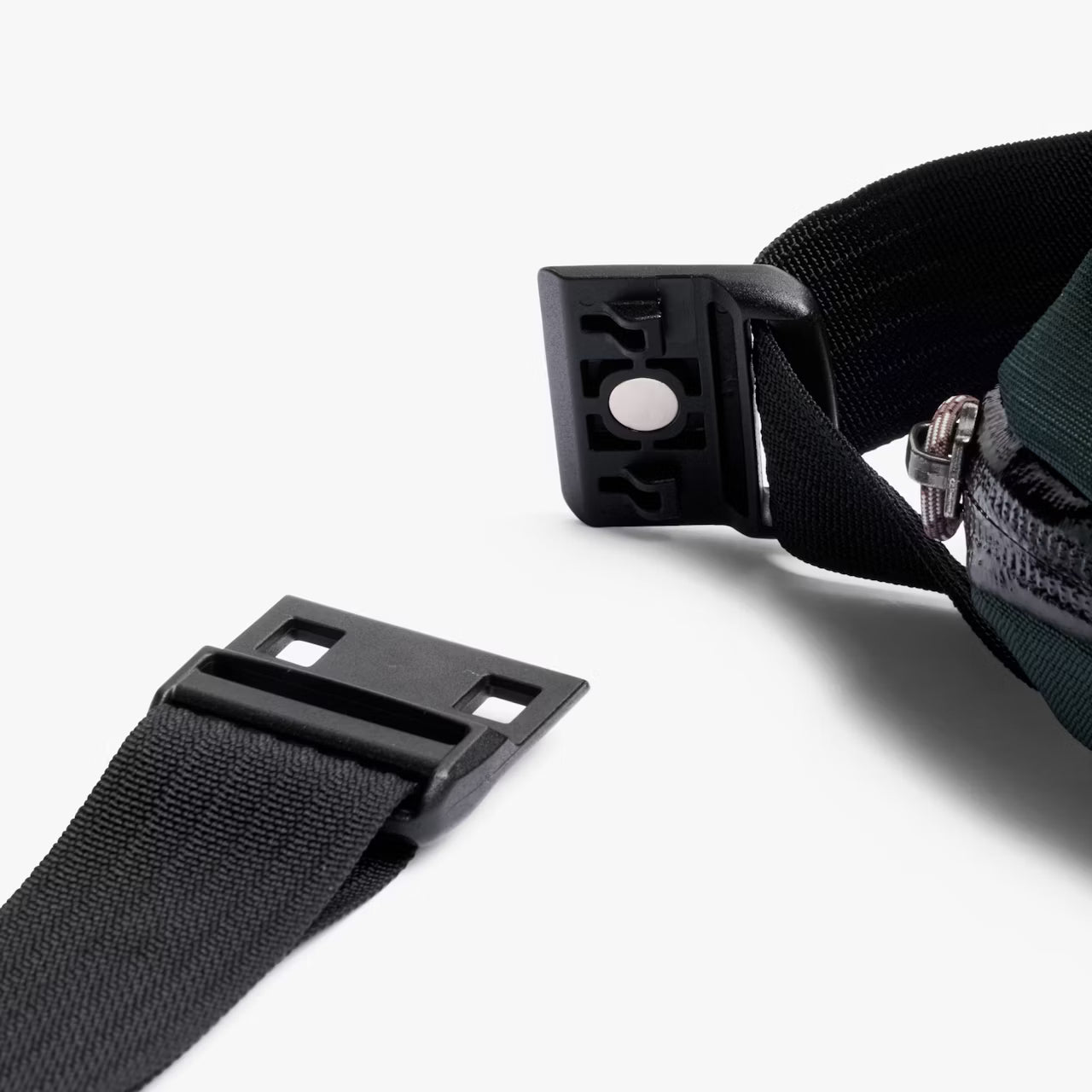 Bellroy Venture Ready Sling 2.5L - Deep Ocean