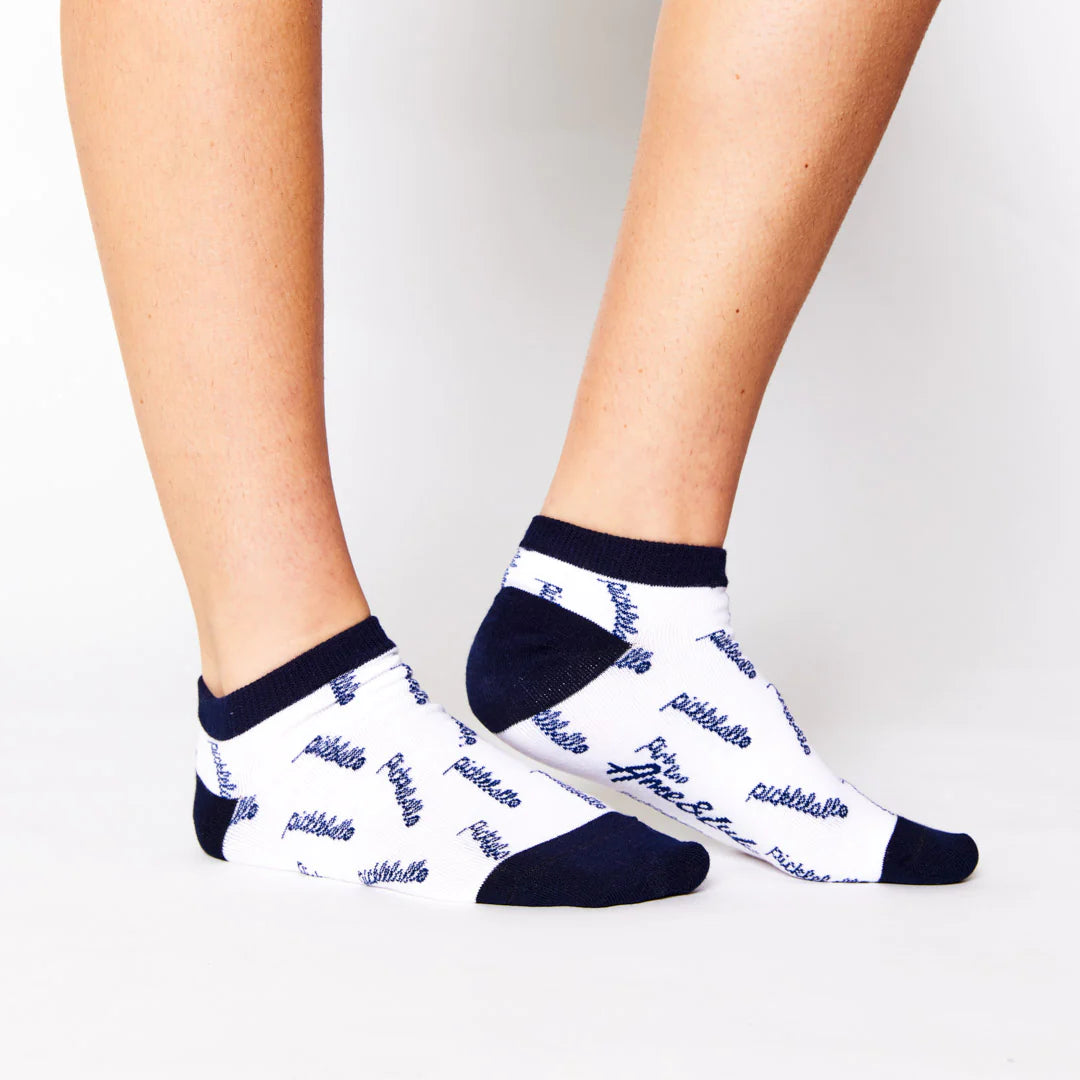 AmeandLulu_spring23_lowres-meetyourmatchsocks_13_1800x1800