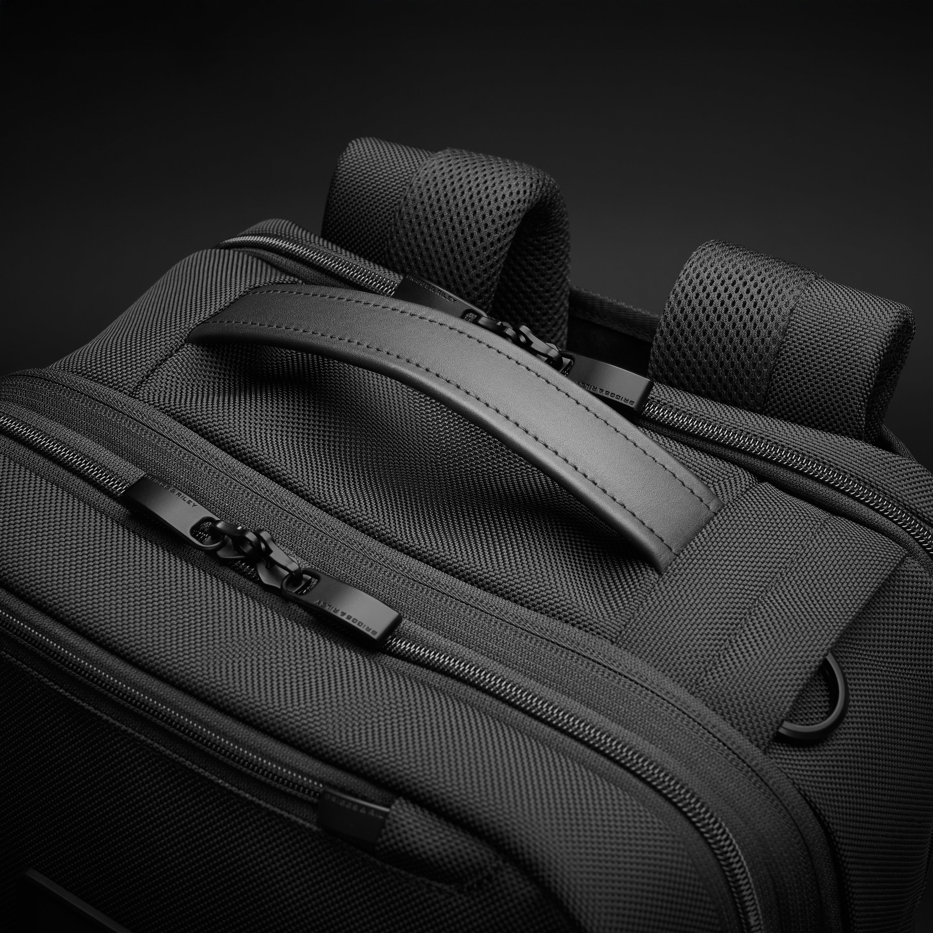 Briggs & Riley Baseline Medium Convertible Backpack - Black