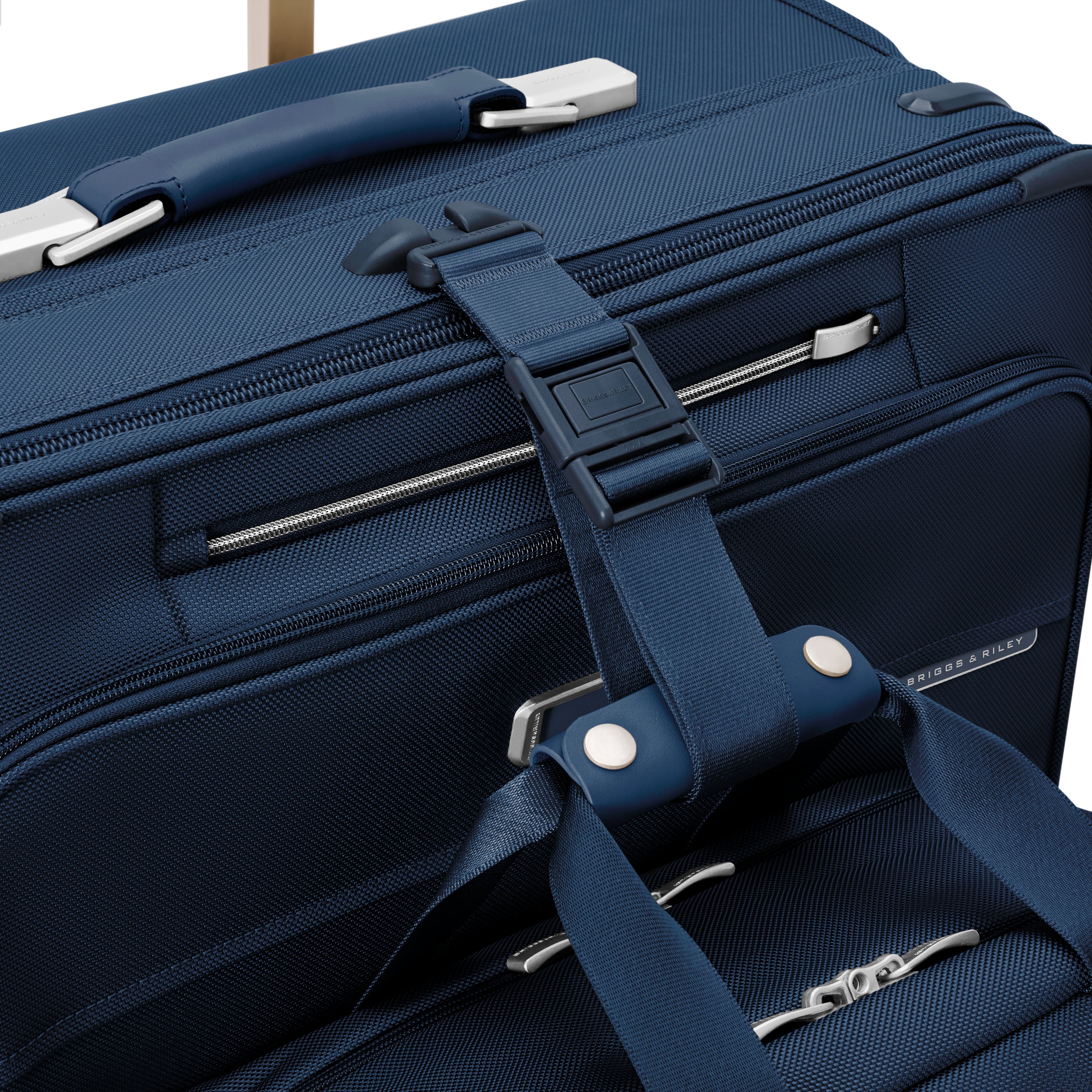 Briggs & Riley Baseline  Compact 24" Expandable Spinner - Navy