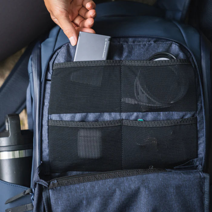 Nomatic Expandable Backpack 20L - Navy