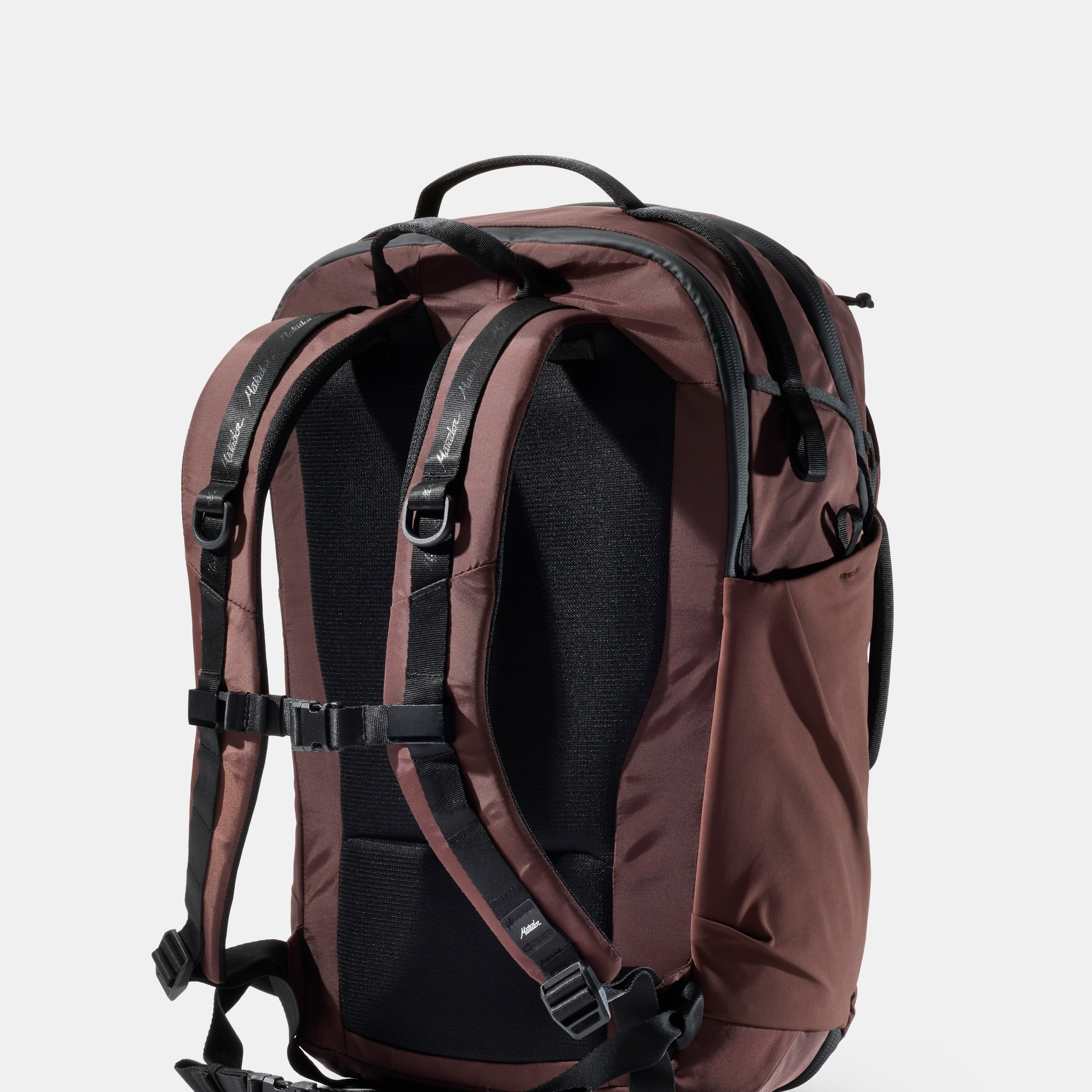 MATCATP30001R_Matador_30LCarryOn_Garnet_2.jpg