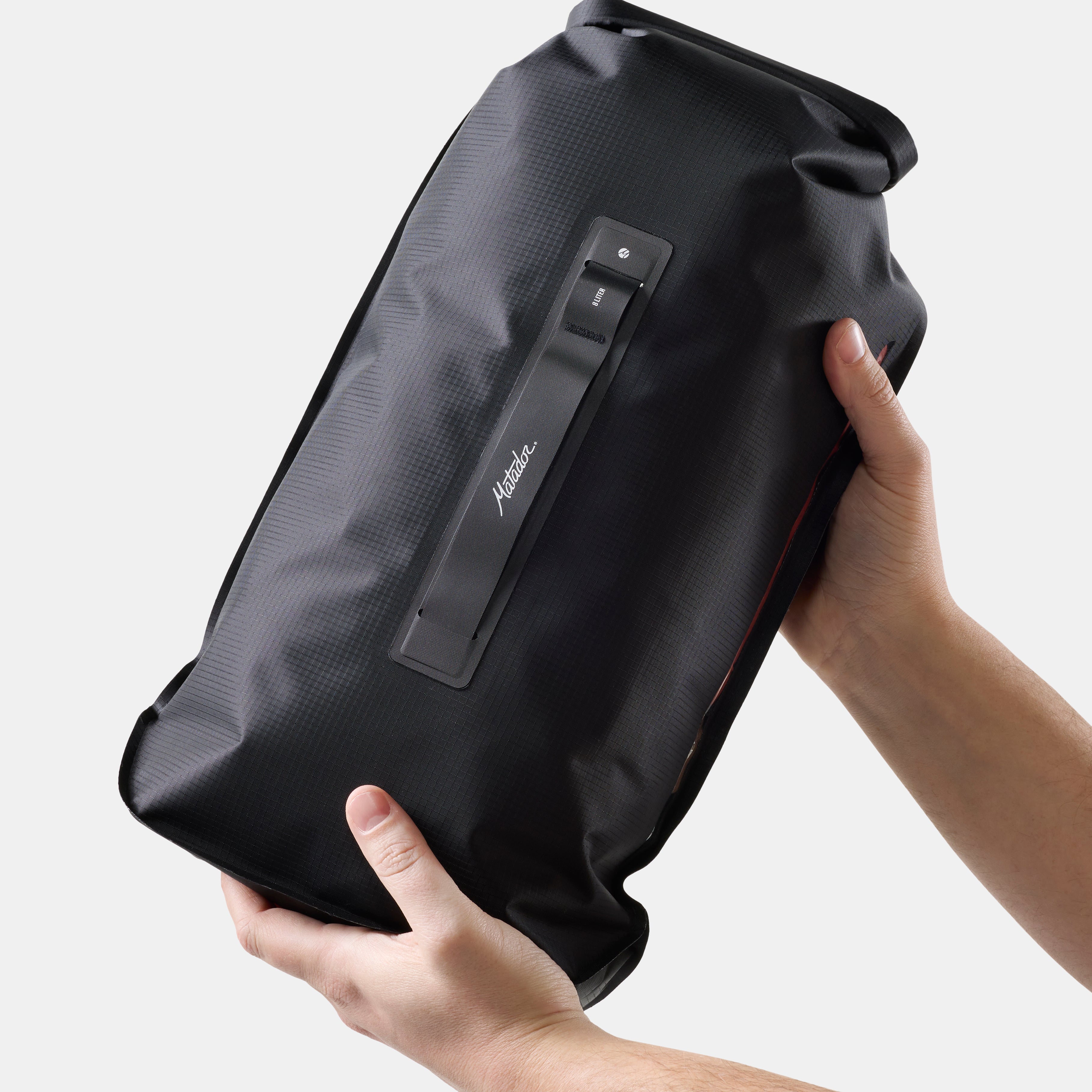 MATFP2DB8001BK_MATADOR_8LDryBag_BK_OMS2.jpg