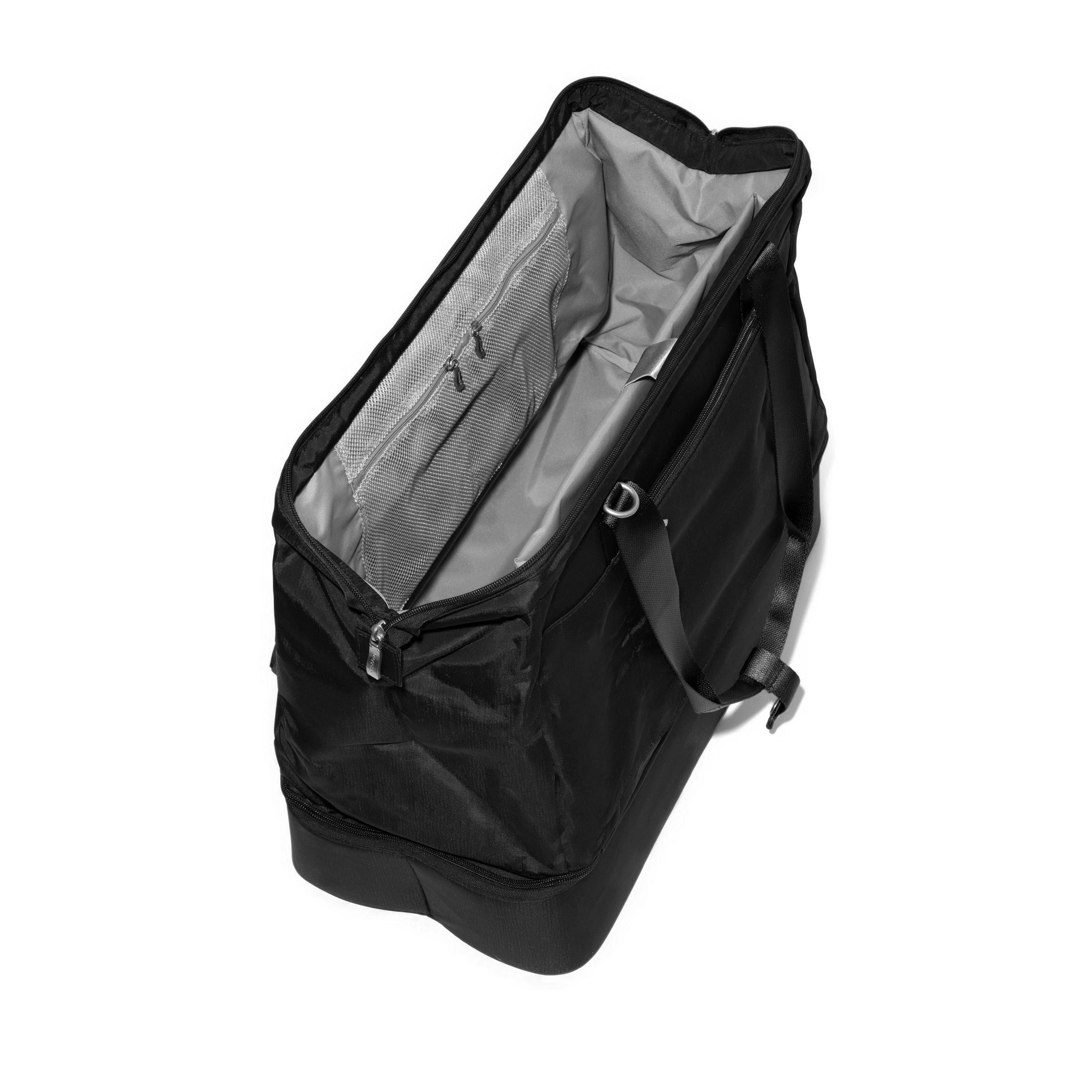 Baggallini Modern Everywhere Weekender
