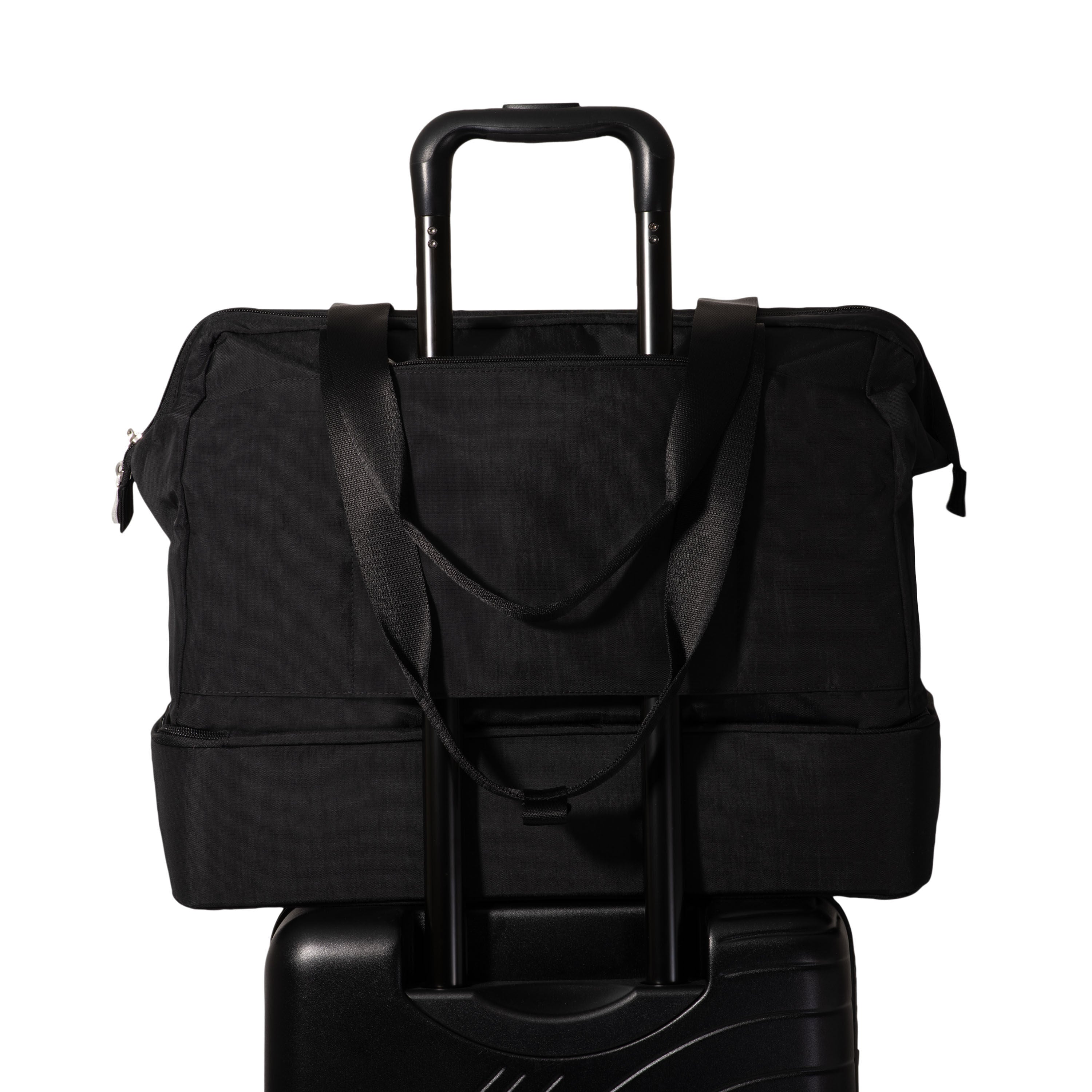 Baggallini Modern Everywhere Weekender
