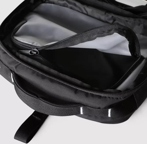 The North Face Base Camp Voyager Dopp Black