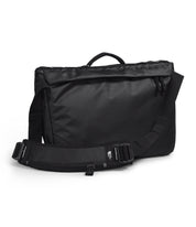 The North Face Base Camp Voyager Messenger Bag - TNF Black