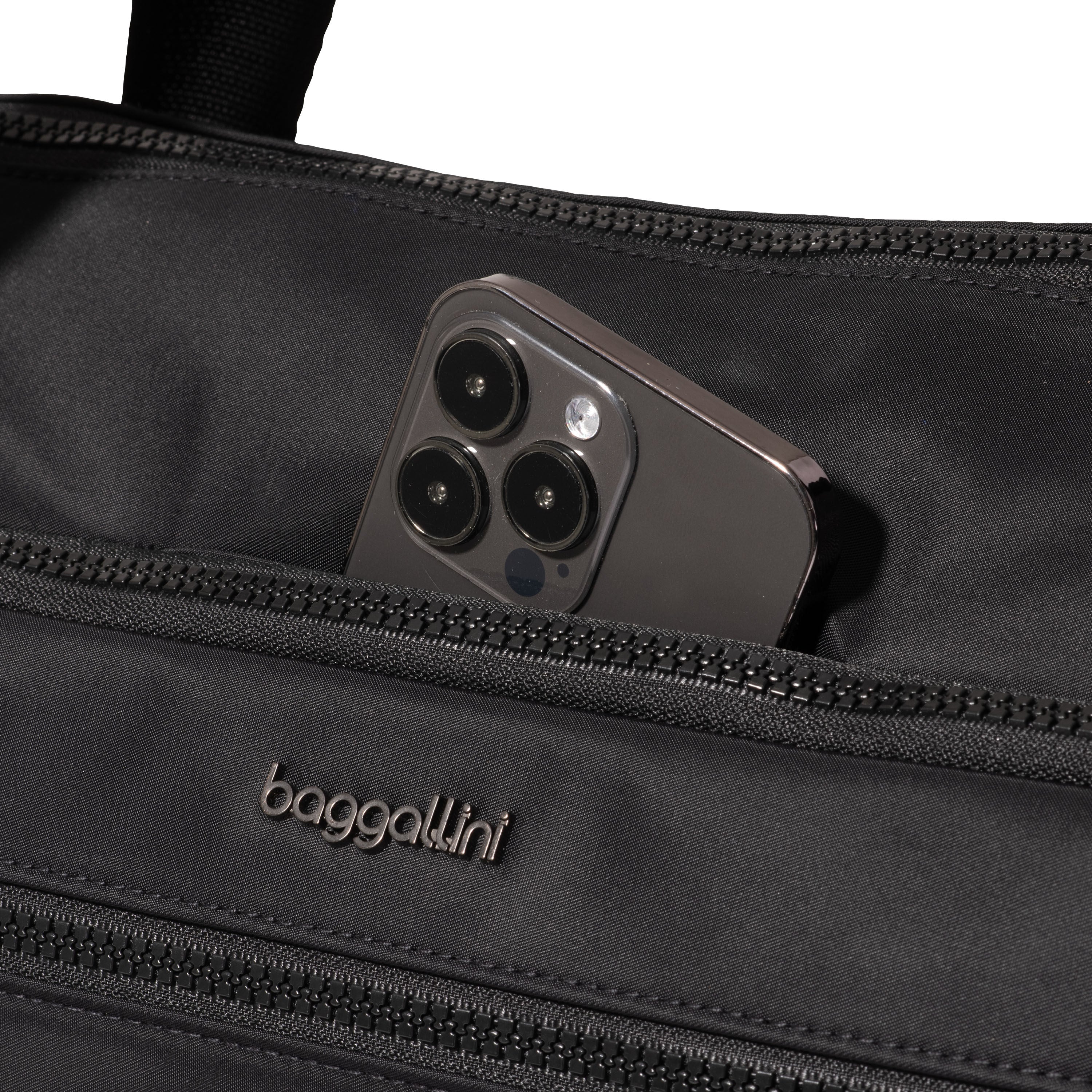 Baggallini Park Ave Overnight Tote - Black Twill