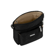 POC879_B0018_Interior