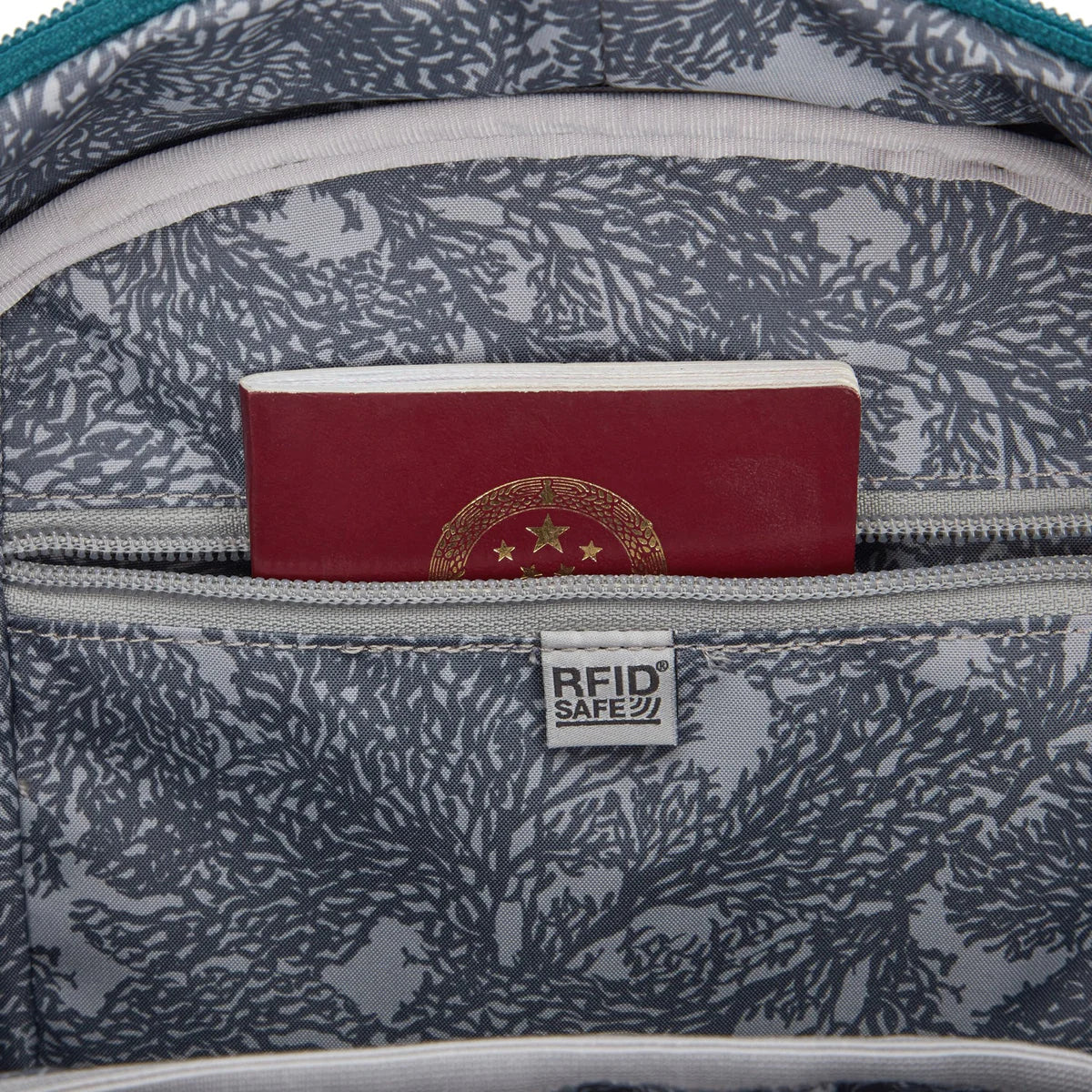 PacSafe Metrosafe LS450 Anti-Theft 25L Backpack - Tidal Teal