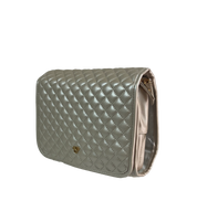 PurseN Getaway Hanging Toiletry Case - Pearl Quilted