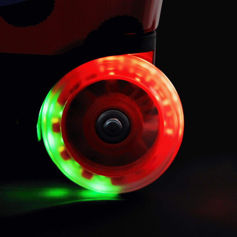 Heys America Spiderman Ride-on Luggage with Light-up Wheels Heys America Spiderman Ride-on Luggage with Light-up Wheels
