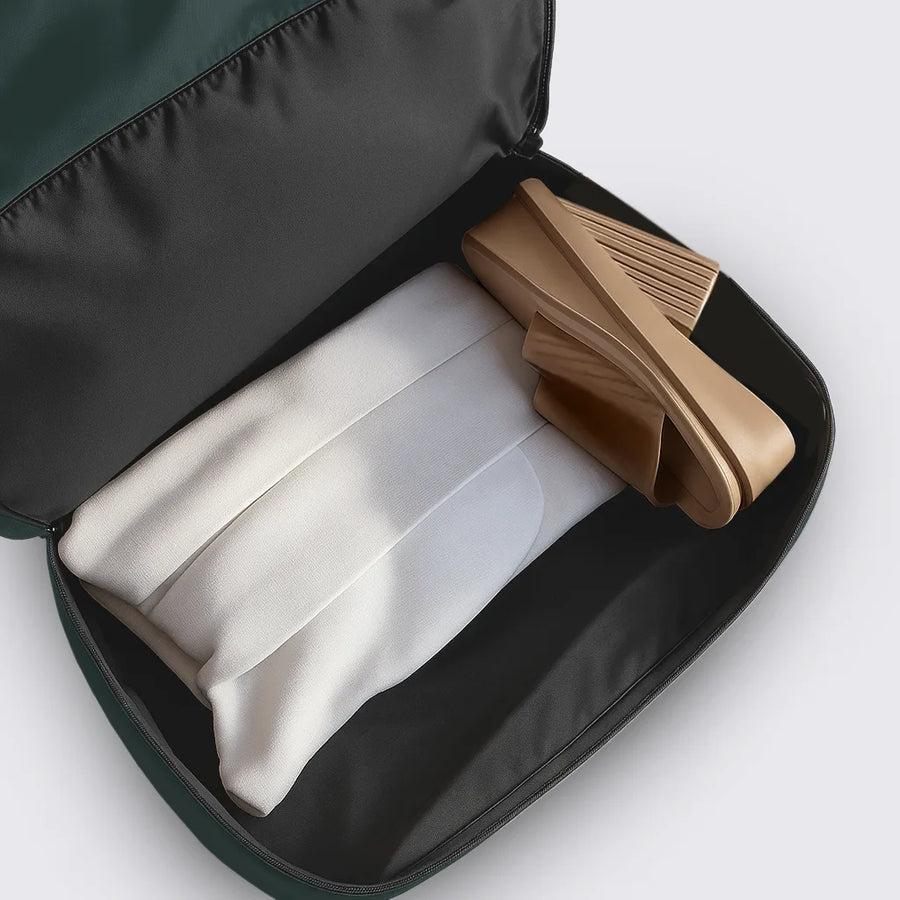 NOBL Travel Drop Bottom Weekender Bag - Forest Green