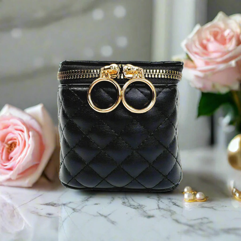 PurseN Train Jewelry Case - Timeless Quilted Black