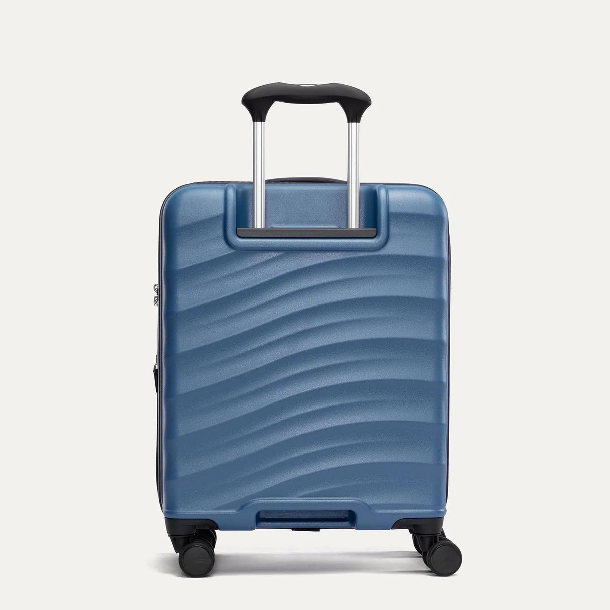 Travelpro Maxlite Air V2 International Carry-On Hardside Spinner - Ensign Blue