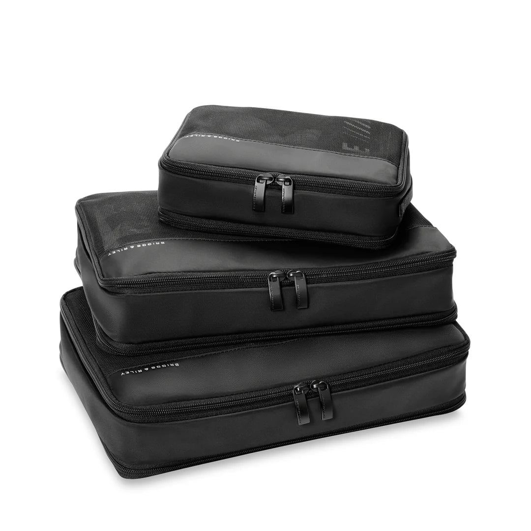 Briggs & Riley Baseline Essential 22" Carry On Expandable Spinner + 3 Packing Cubes + Free Amenities Kit and Monogram – Black