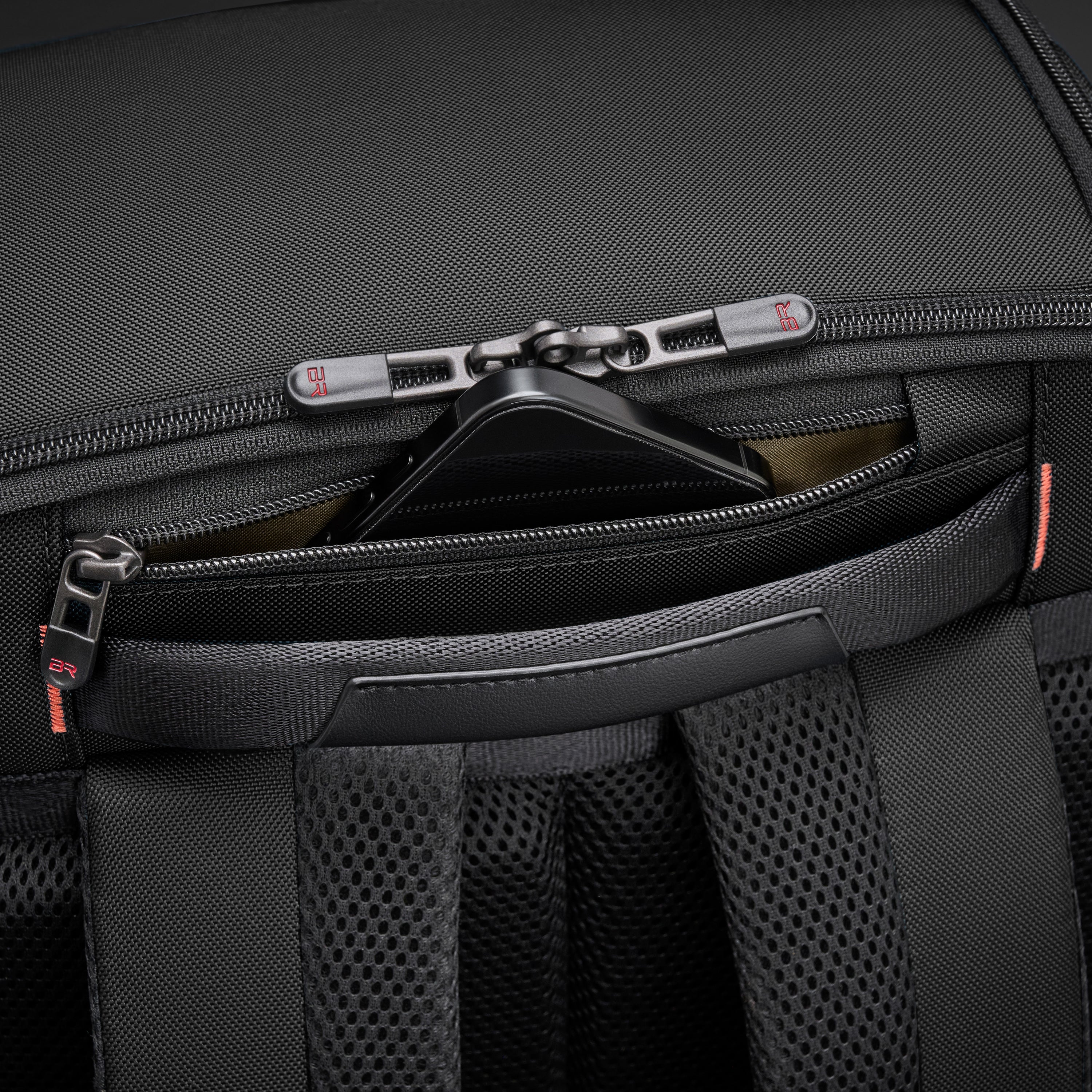 Briggs & Riley ZDX U-Zip Travel Backpack - Black