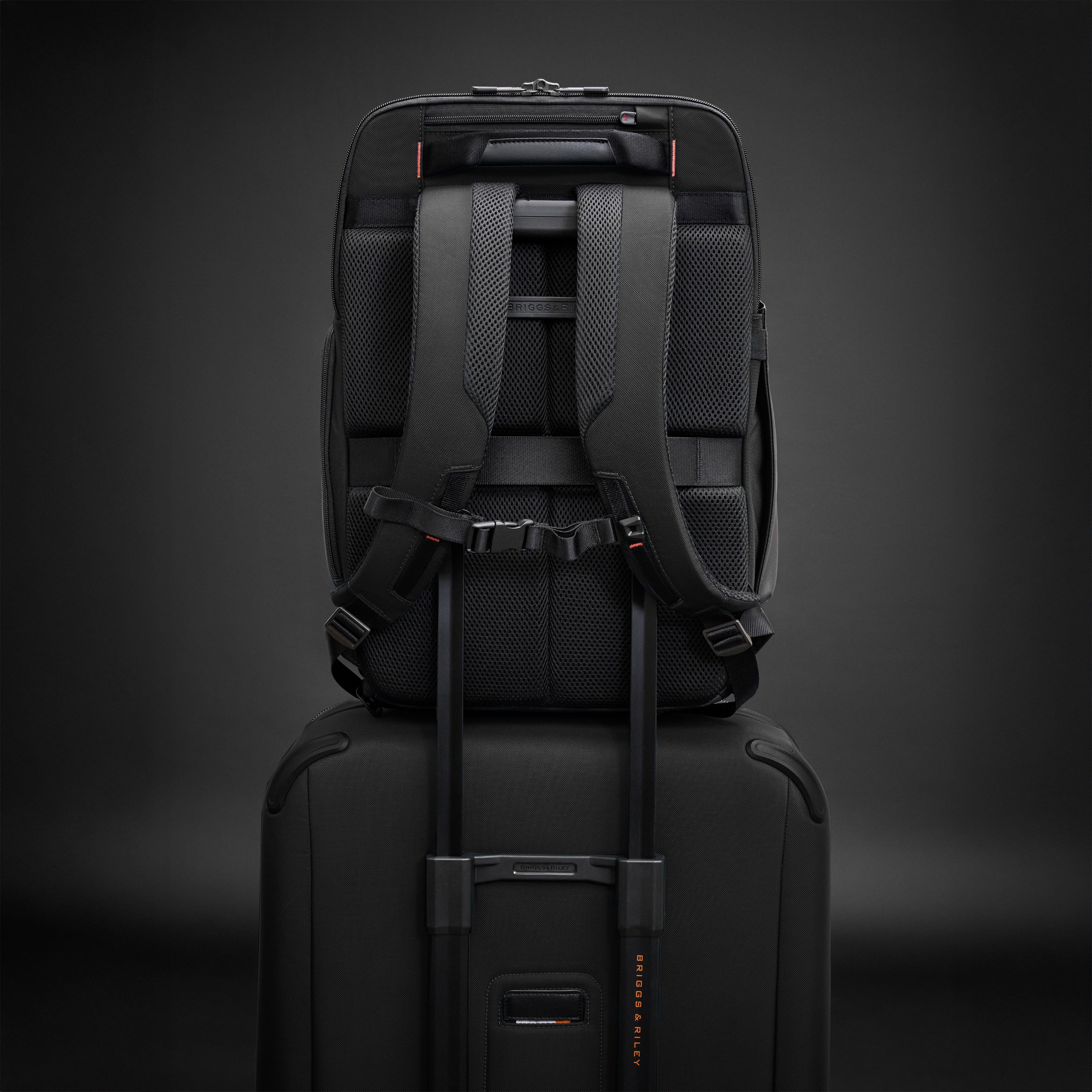 Briggs & Riley ZDX U-Zip Travel Backpack - Black