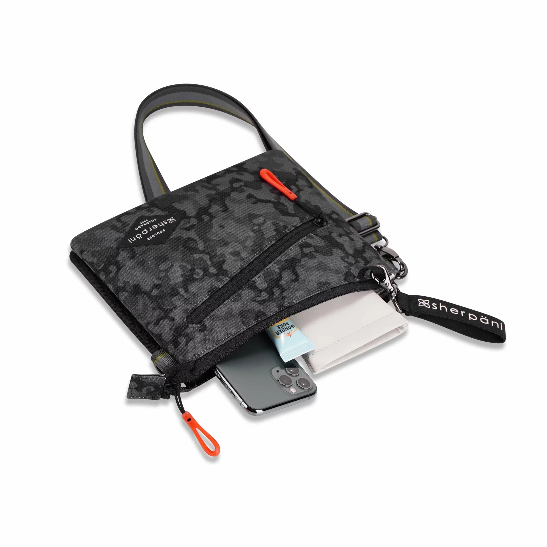 Zoom_DreamCamo_Interior_877293022930