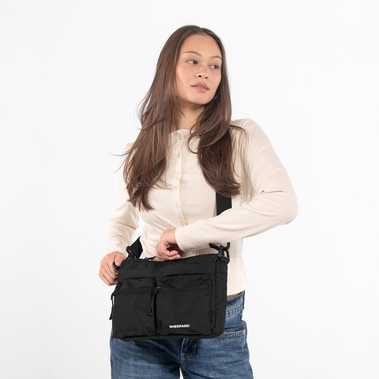 Sherpani Ceara Expandable Crossbody - Raven Black