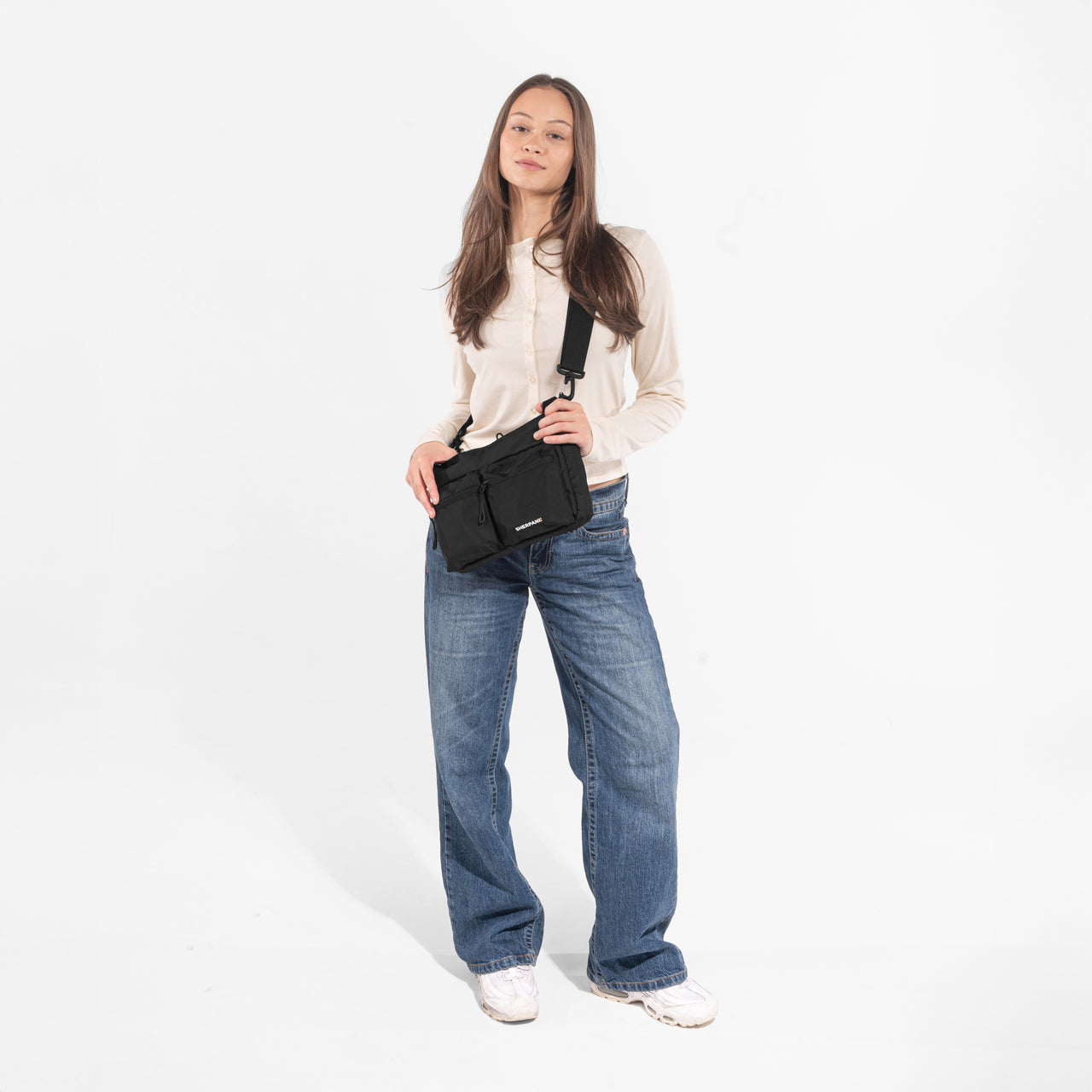 Sherpani Ceara Expandable Crossbody - Raven Black