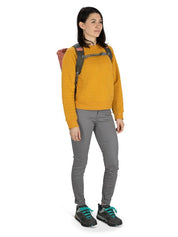 daylitetotepack_f23_body1_ashblushpinkearlgrey