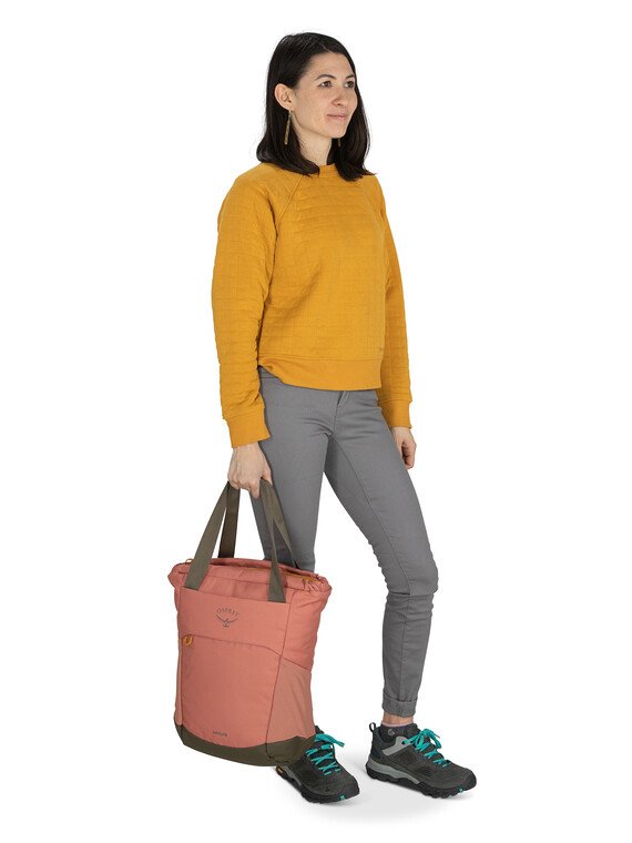 daylitetotepack_f23_body4_ashblushpinkearlgrey