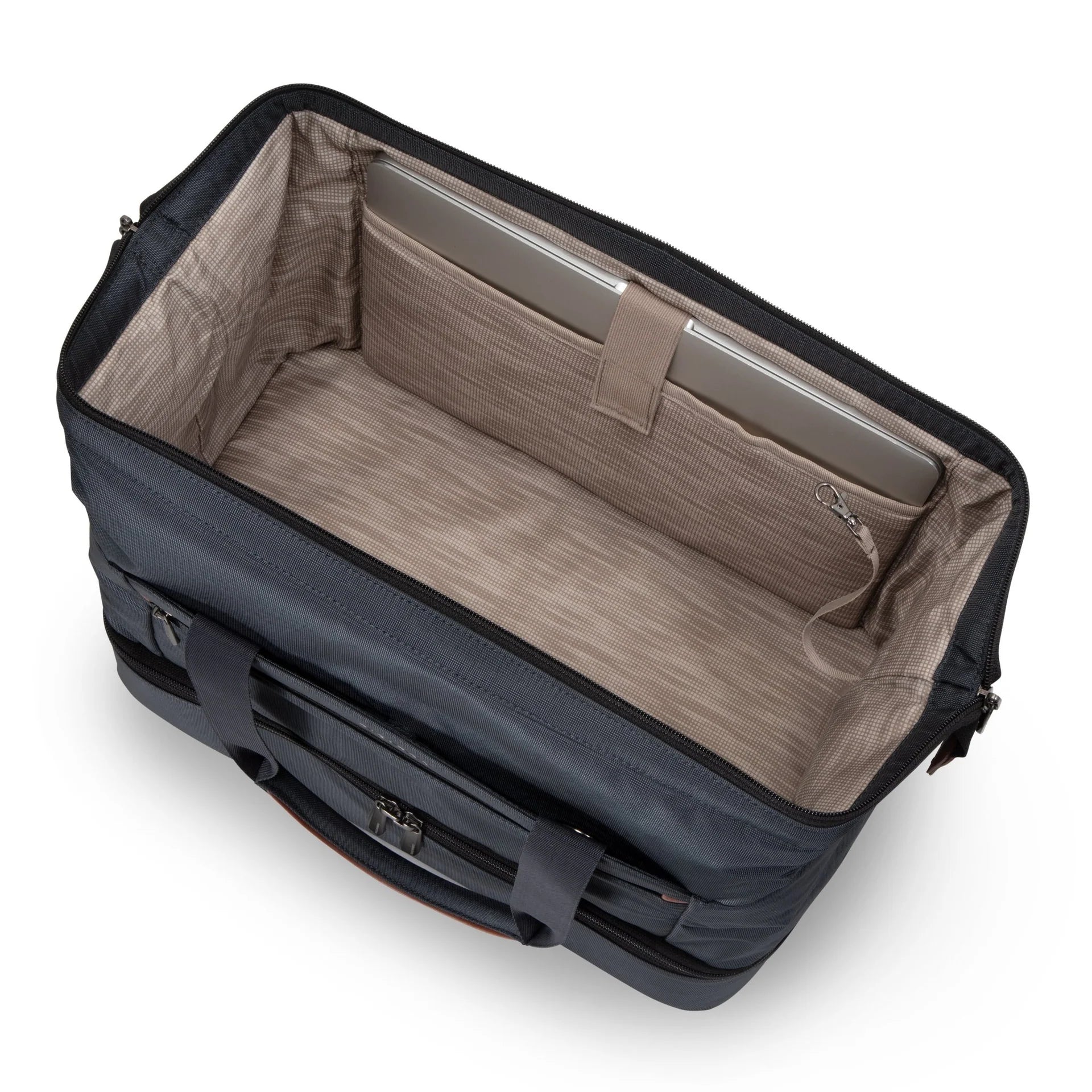 Ricardo Beverly Hills Montecito 3.0 Softside Drop Bottom Weekender Duffel, 34L - Graphite