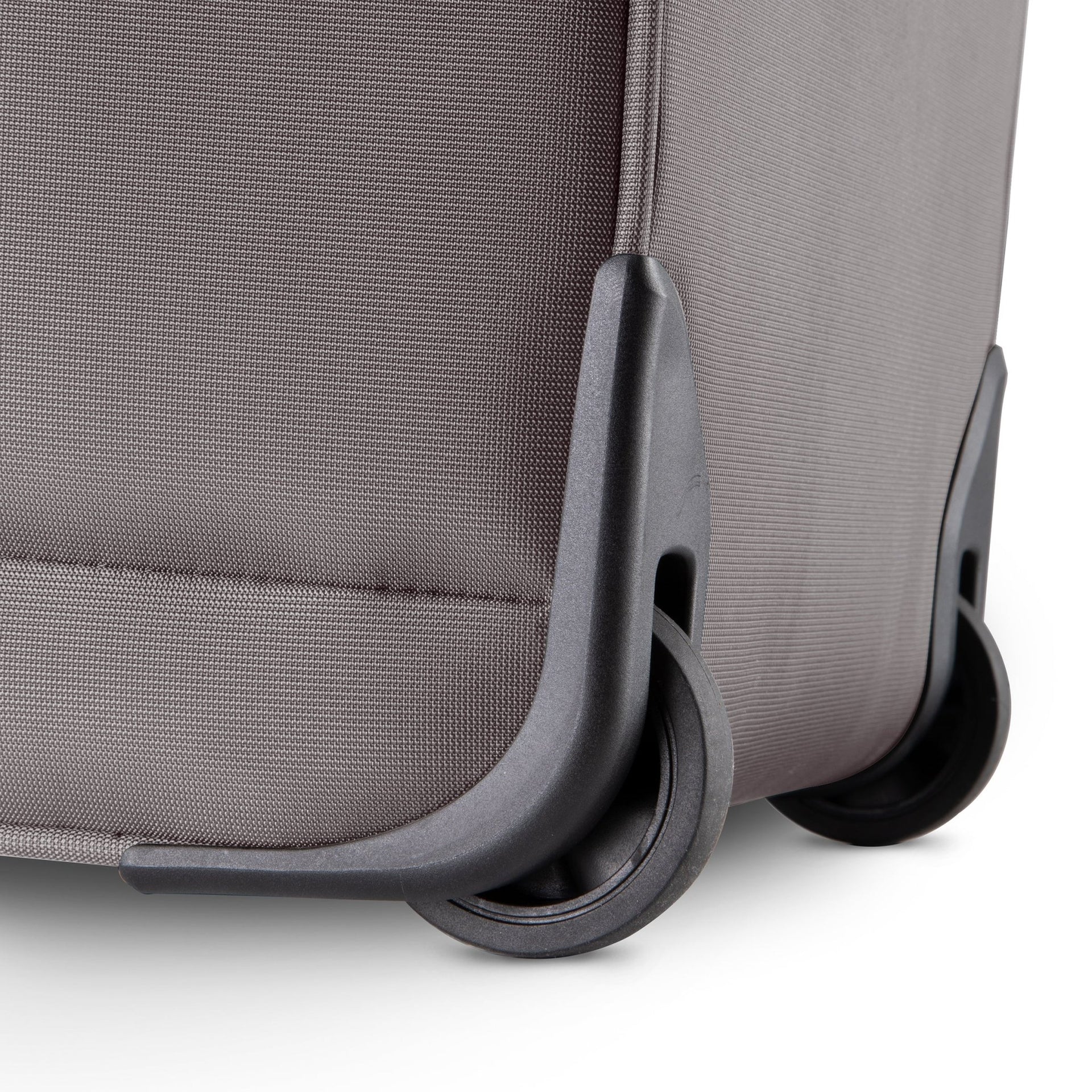 Ricardo Beverly Hills Montecito 3.0 Softside 16" USB - Graphite