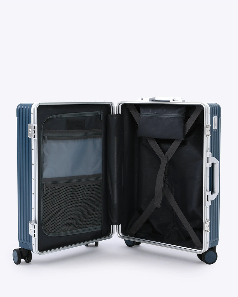 NOBL Travel Carry-On All-in-one Classic - Midnight Blue