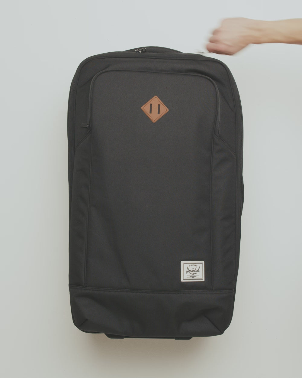 Herschel Supply Heritage™ 30" Softshell Luggage | Medium - 92L - Black