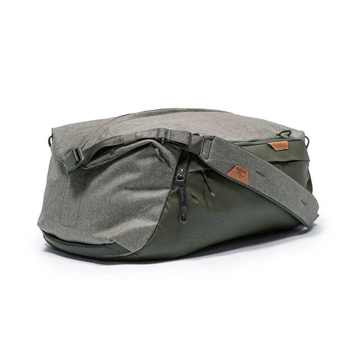travel-duffel-sage-35-2.webp