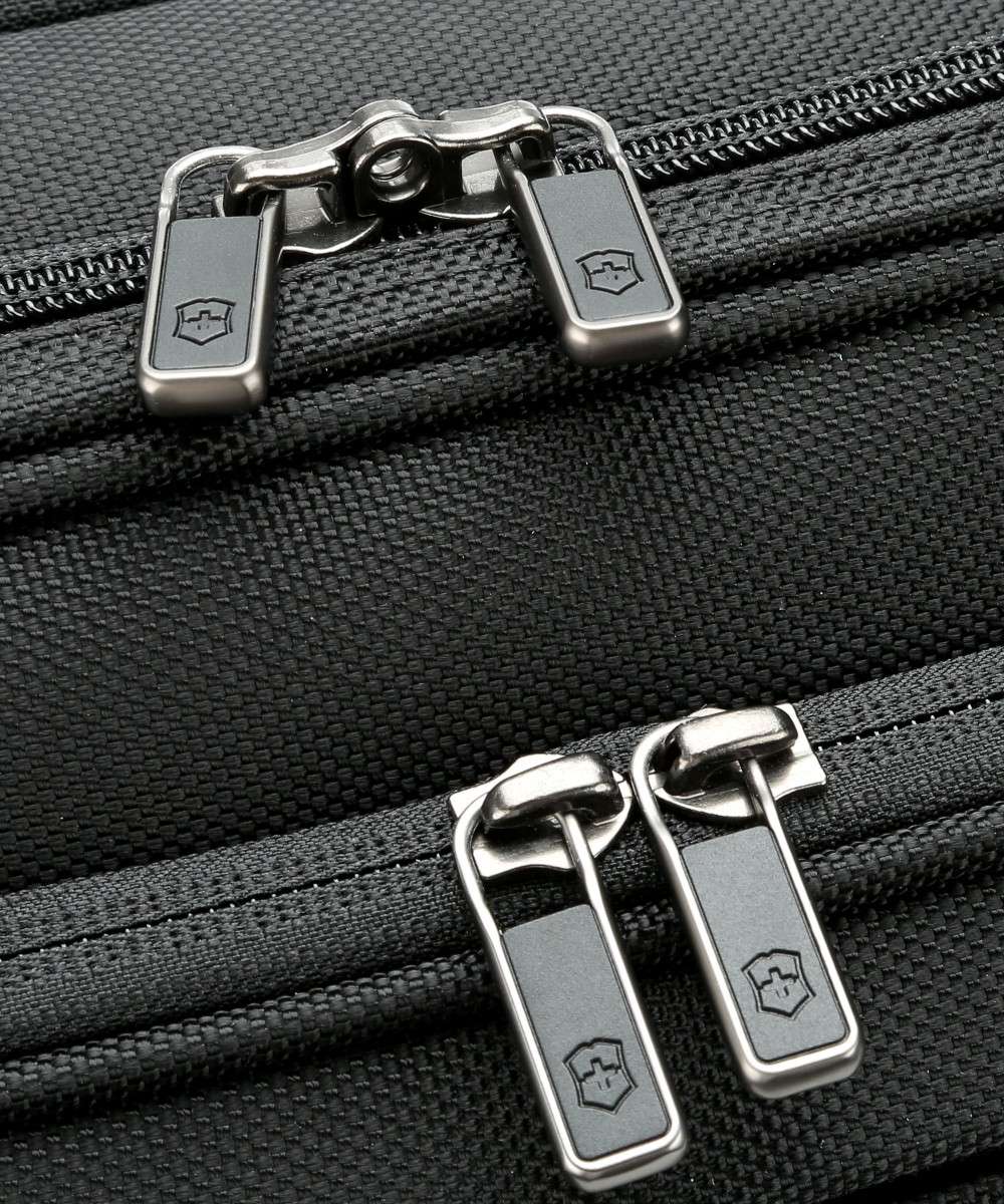 victorinox-werks-traveler-6-0-trolley-2-wheels-15-6-black-606687-vict-34